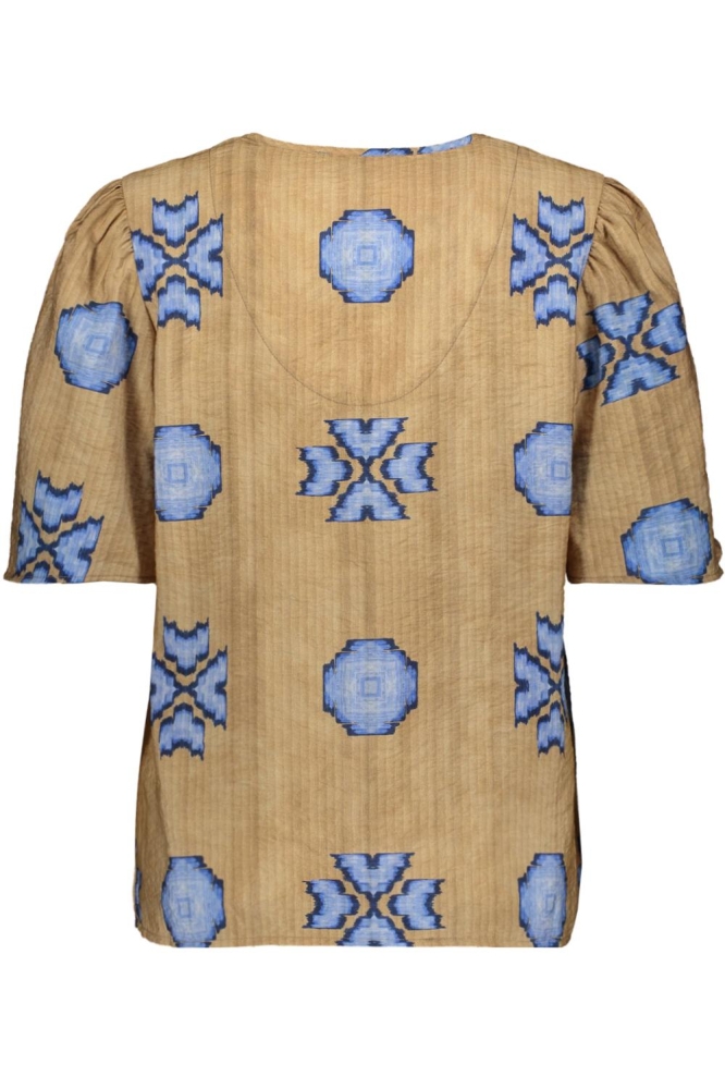 TOP MET WIJDE GEPLOOIDE MOUWEN 53482 20 000735 CAMEL/BLUE